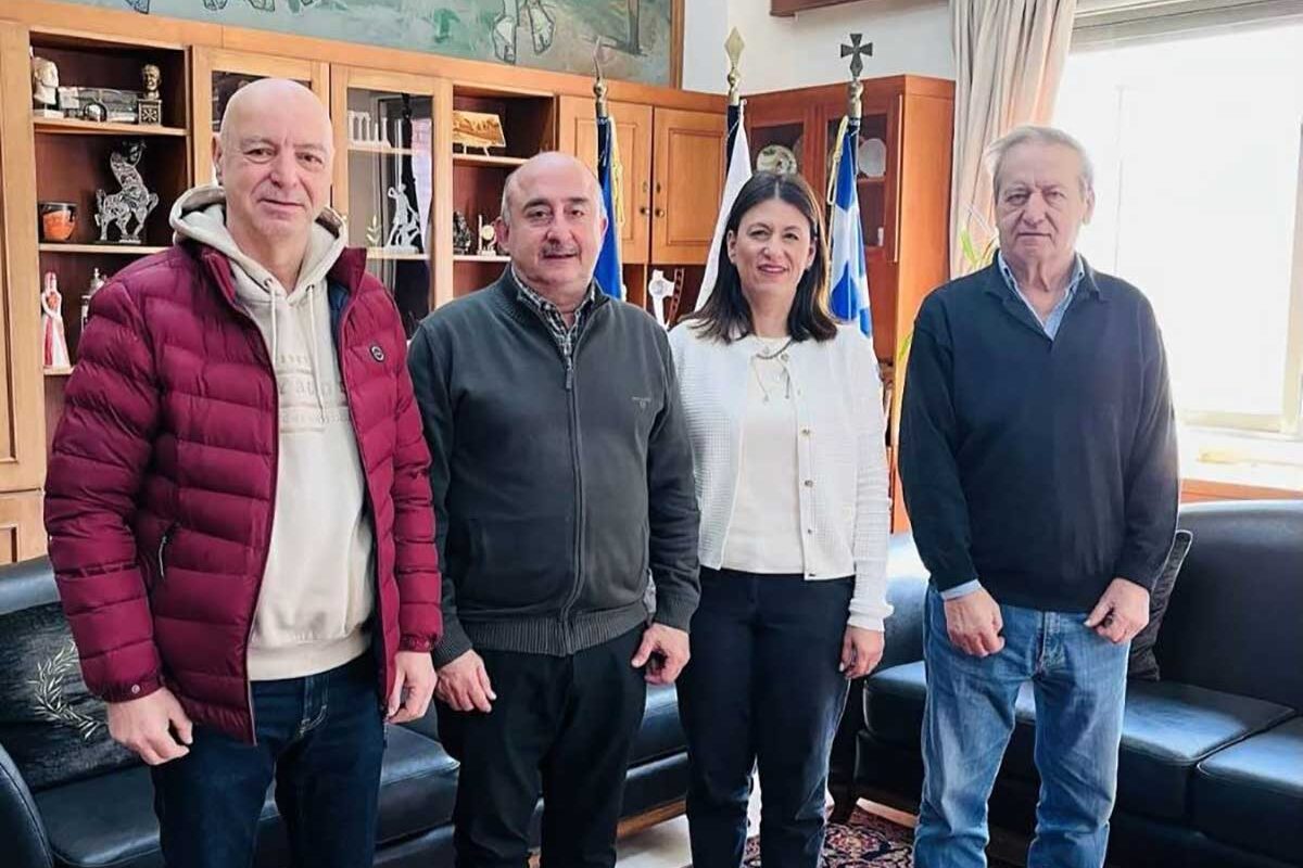 Τρίκαλα: Συνάντηση Σακκά με την Πανελλήνια Ομοσπονδία Βλάχων