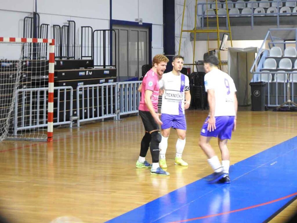 ΠΑΣ Υπεροχή Τρικάλων: Κέρδισε Αμοργό και διαιτησία. Στην Αθήνα ο… τελικός