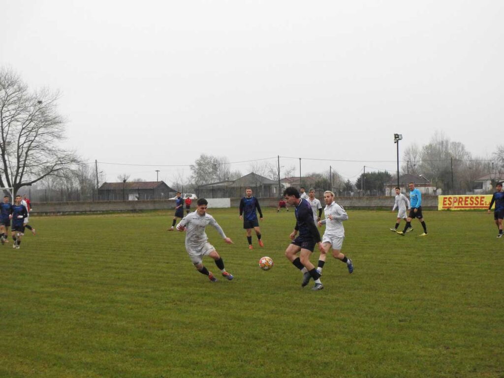 Πρόκριση στα πέναλτι για το Δενδροχώρι