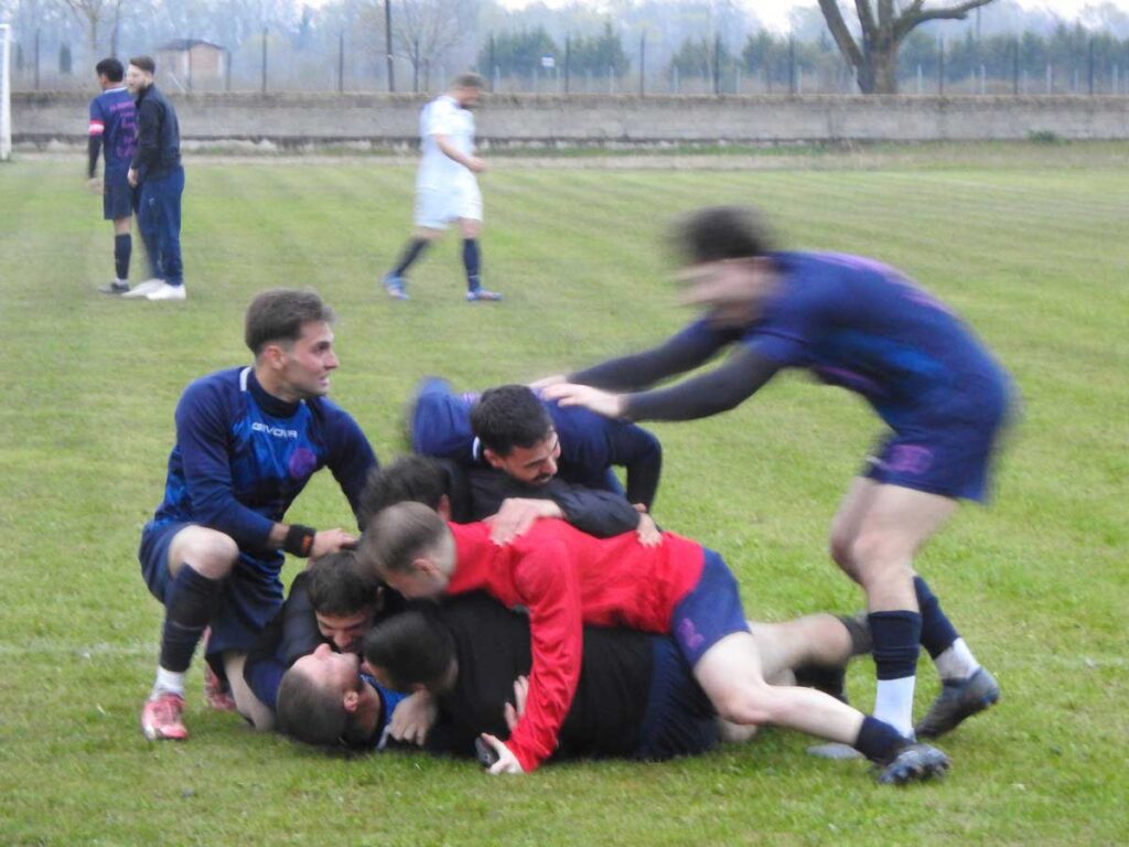 Πρόκριση στα πέναλτι για το Δενδροχώρι