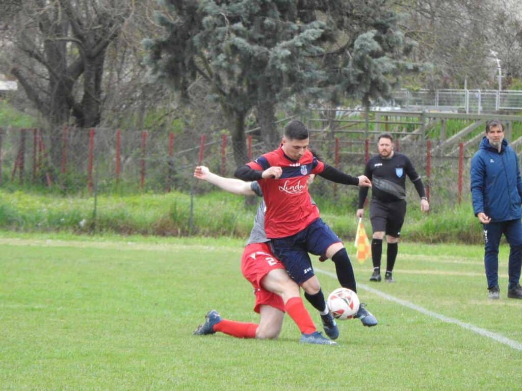 Συγκάτοικοι ξανά Νεοχώρι και Μετέωρα