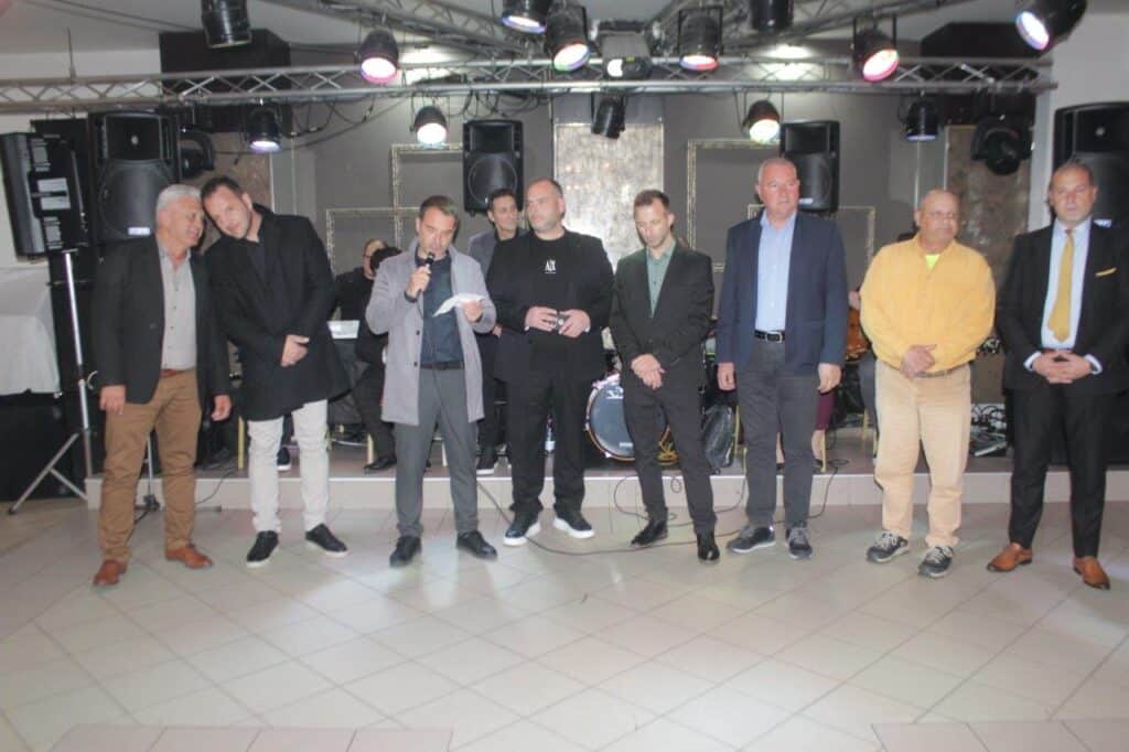 Πύλη: Με μεγάλη συμμετοχή ο χορός του Κυνηγετικού Συλλόγου