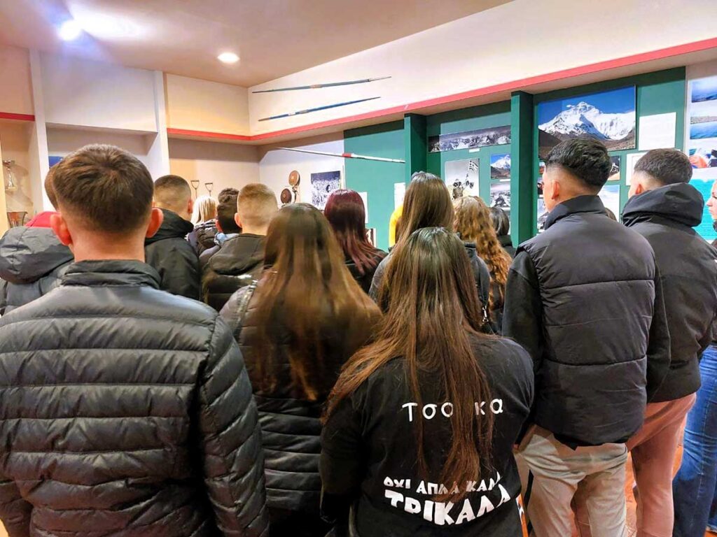 Σχολεία από Καρδίτσα και Πάτρα στο Αθλητικό Μουσείο Τρικάλων