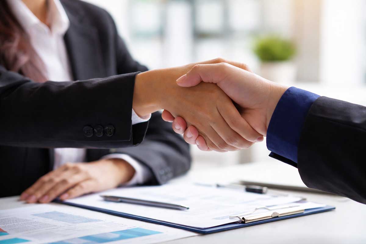 Πρόγραμμα 55+: Σε αναμονή οι δήμοι για προσωπικό πριν το καλοκαίρι