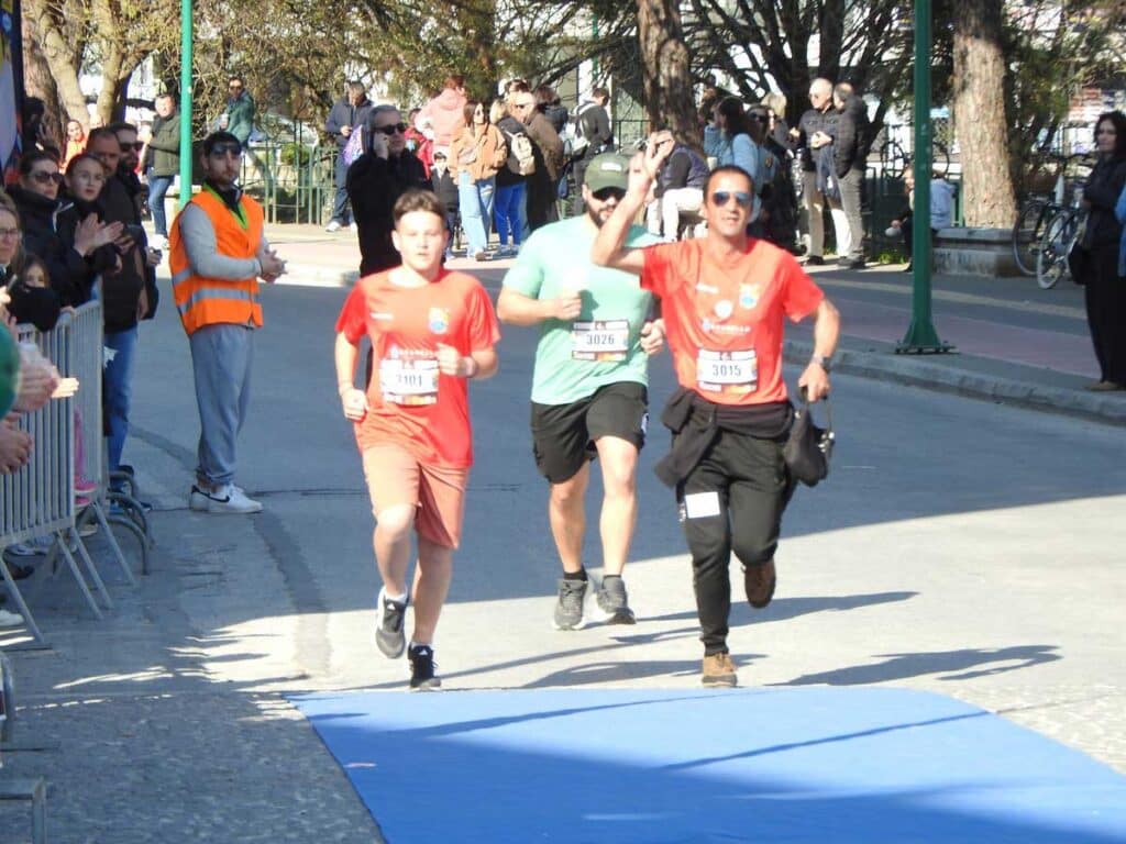 Χιλιάδες δρομείς στον Ημιμαραθώνιο Καλαμπάκα – Τρίκαλα