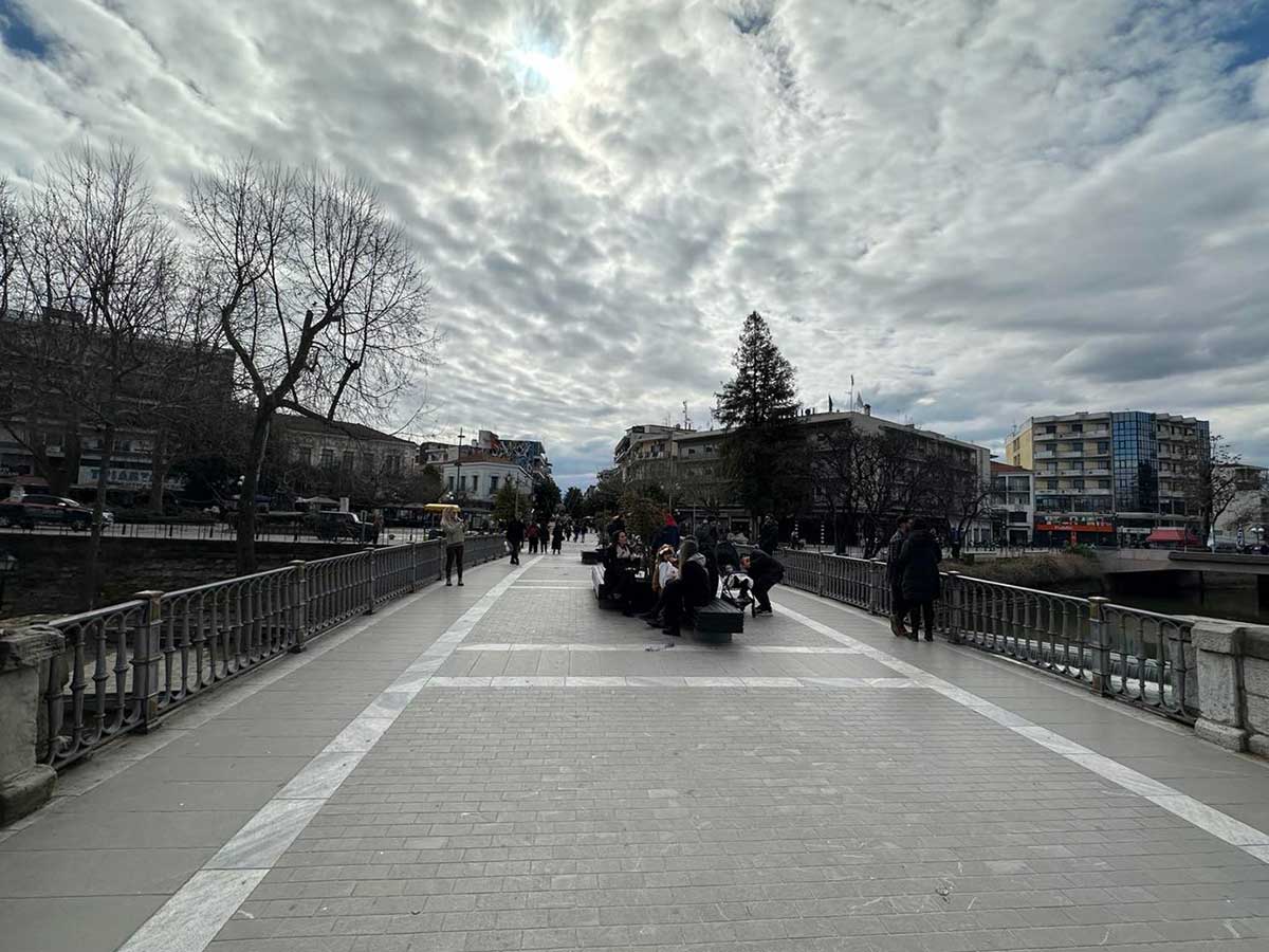 Τρίκαλα: Απότομη «βουτιά» του υδραργύρου και βροχές – Πότε αλλάζει ο καιρός