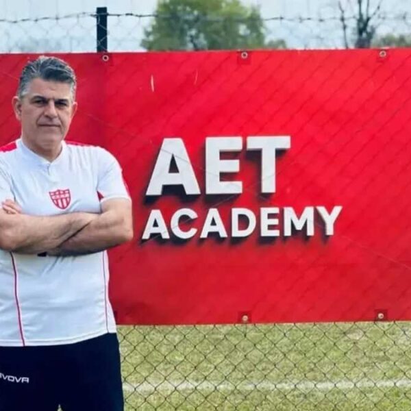 ΑΕΤ Academy: Ο Στράτος Βατής στο προπονητικό τιμ