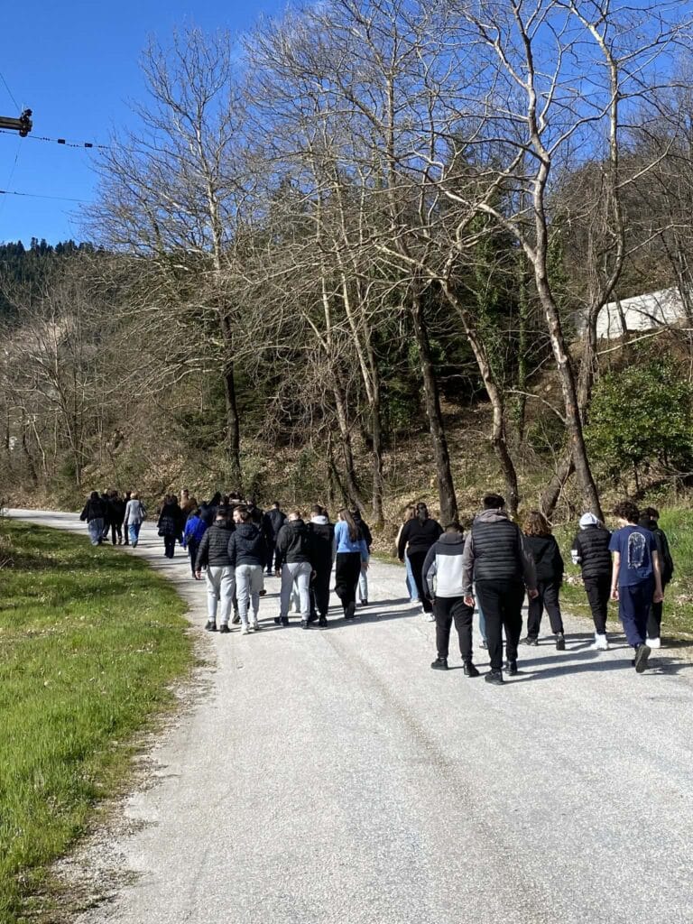9ο Γυμνάσιο Τρικάλων: Διδακτική επίσκεψη στο Ροπωτό