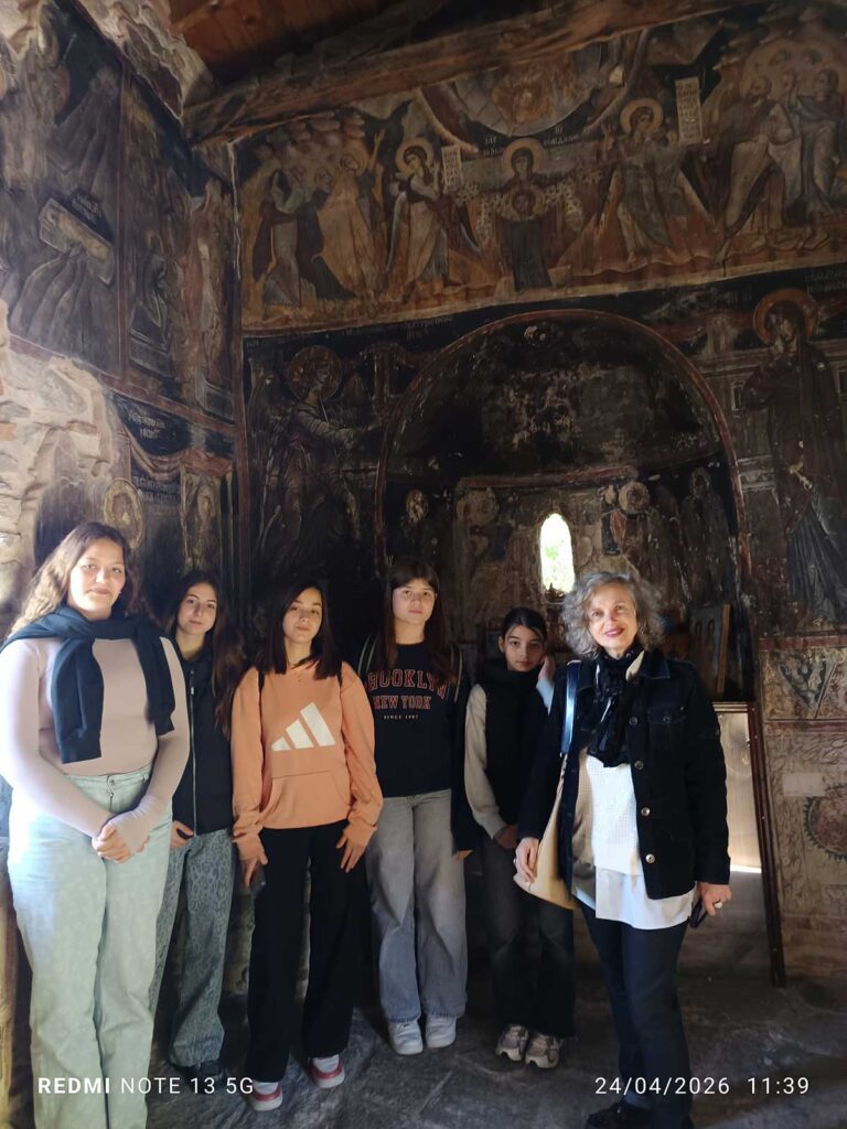 9ο Γυμνάσιο Τρικάλων: Εκδρομή σε Σέρβια και Σιάτιστα