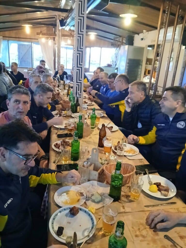 Το ποδόσφαιρο αλλιώς! Επιμελητήριο Τρικάλων και Σ.Ε.Π Λάρισας έπαιξαν φιλικό στο στάδιο