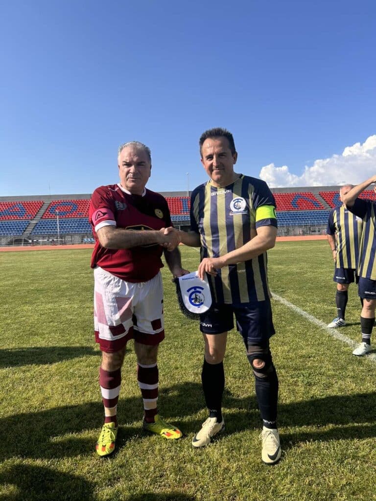 Το ποδόσφαιρο αλλιώς! Επιμελητήριο Τρικάλων και Σ.Ε.Π Λάρισας έπαιξαν φιλικό στο στάδιο