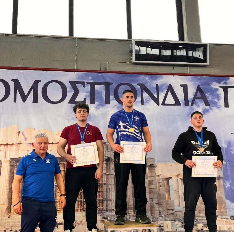&Alpha;&sigma;&eta;&mu;έ&nu;&iota;&omicron; &mu;&epsilon;&tau;ά&lambda;&lambda;&iota;&omicron; &gamma;&iota;&alpha; &Tau;&rho;&iota;&kappa;&alpha;&lambda;&iota;&nu;ό &mu;&alpha;&theta;&eta;&tau;ή &sigma;&tau;&eta;&nu; &pi;ά&lambda;&eta;