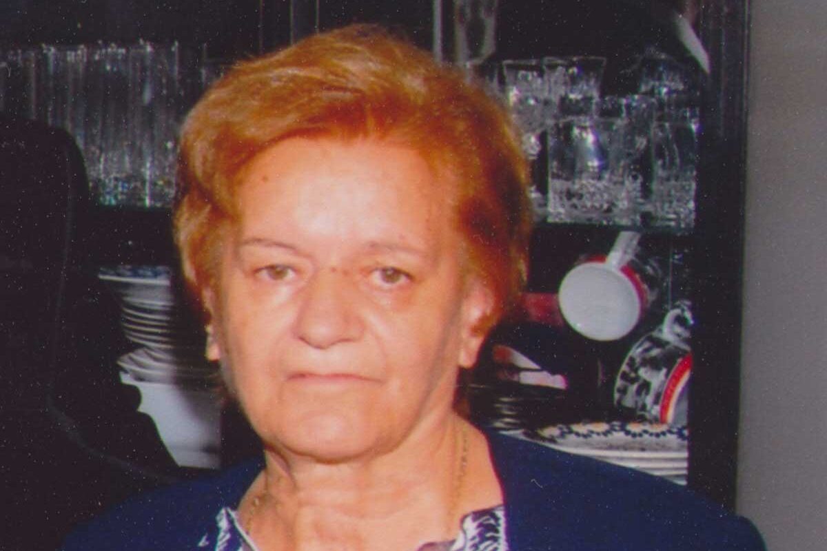 Έ&phi;&upsilon;&gamma;&epsilon; &alpha;&pi;ό &tau;&eta; &zeta;&omega;ή &eta; &Epsilon;&upsilon;&delta;&omicron;&kappa;ί&alpha; &Kappa;&alpha;&lambda;&upsilon;&beta;&iota;ώ&tau;&eta;-&Mu;&pi;ί&tau;&eta;