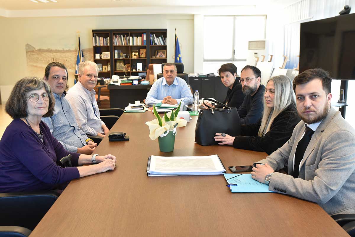 Λάρισα: Στήριξη Κουρέτα για διάσωση ιστορικών κτιρίων