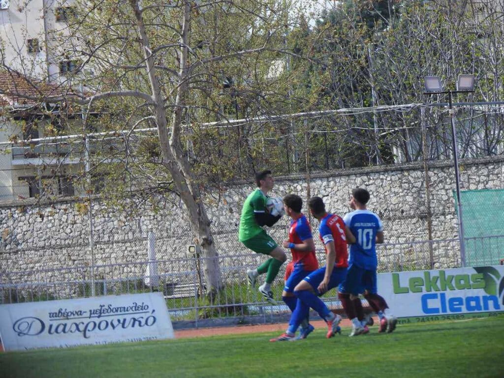 Πέταξε η πρωτιά… Τρίκαλα – Αρης Φιλιατών 0-0
