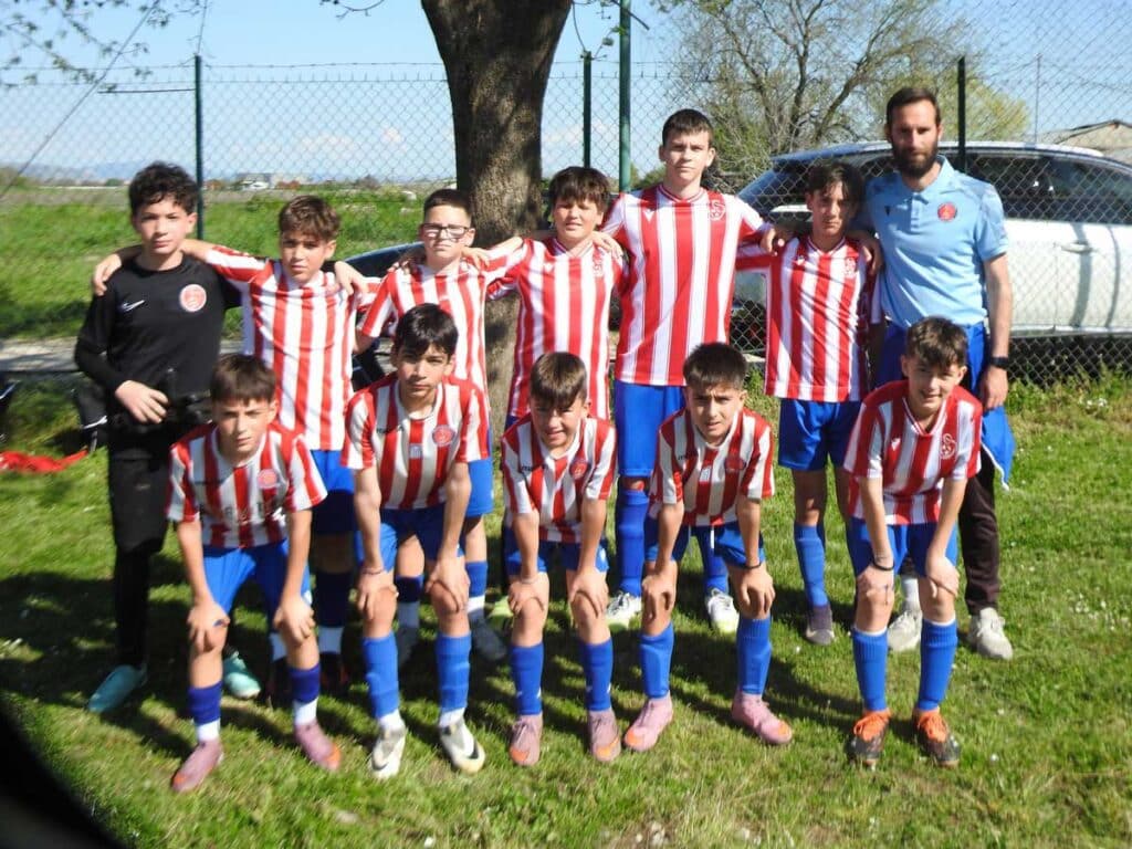 Σ’ εξέλιξη η ποδοσφαιρική γιορτή στη «Μπαλκούρα»