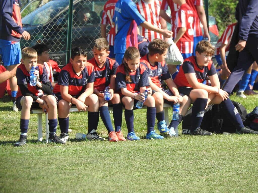 Σ’ εξέλιξη η ποδοσφαιρική γιορτή στη «Μπαλκούρα»