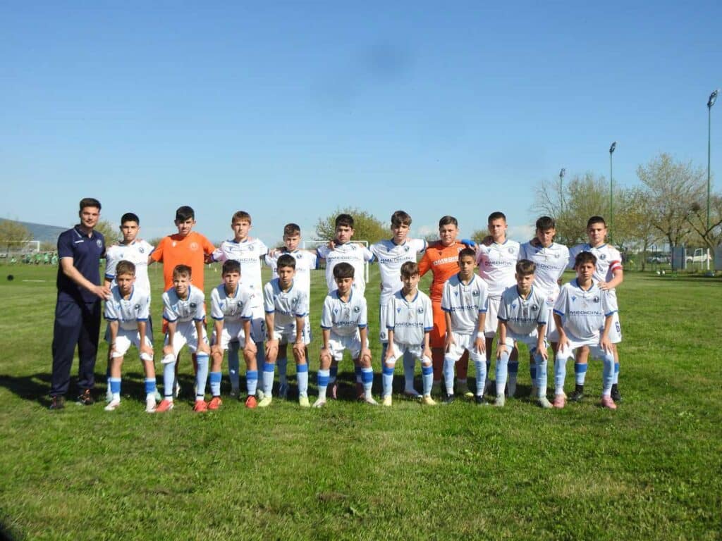 Σ’ εξέλιξη η ποδοσφαιρική γιορτή στη «Μπαλκούρα»