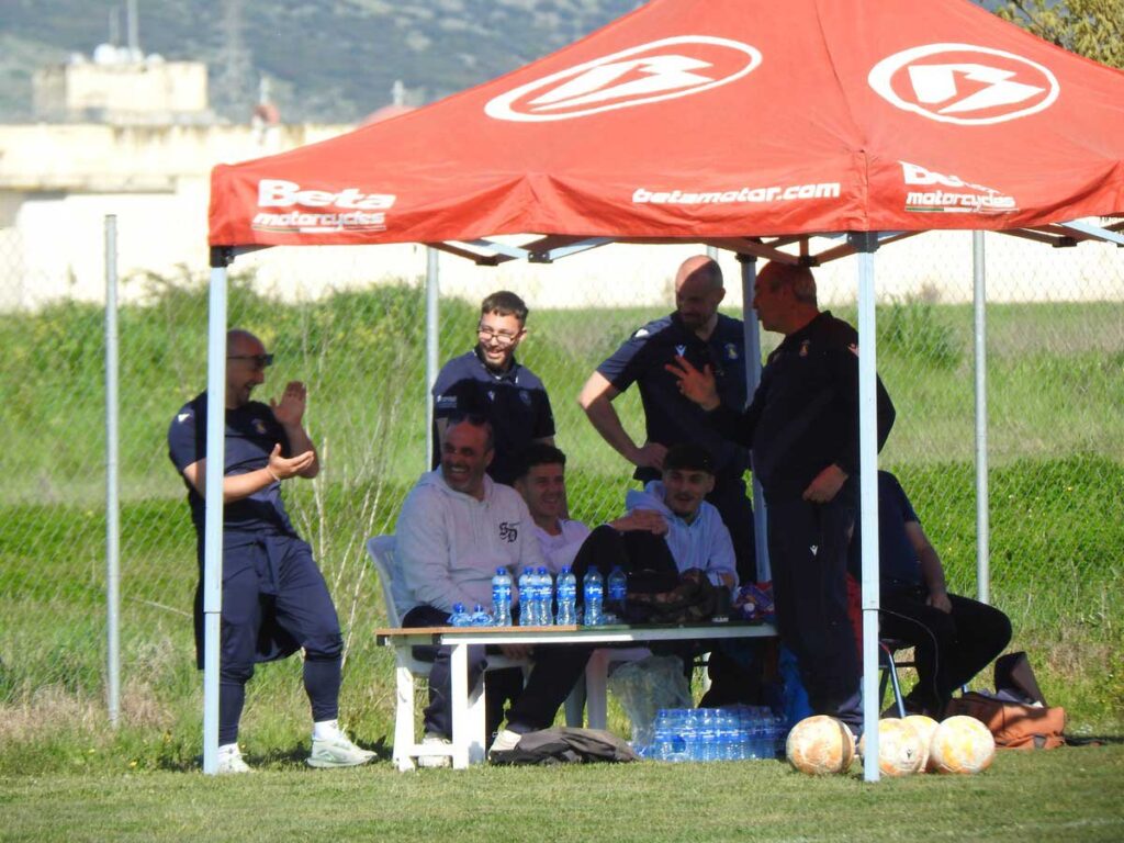 Σ’ εξέλιξη η ποδοσφαιρική γιορτή στη «Μπαλκούρα»