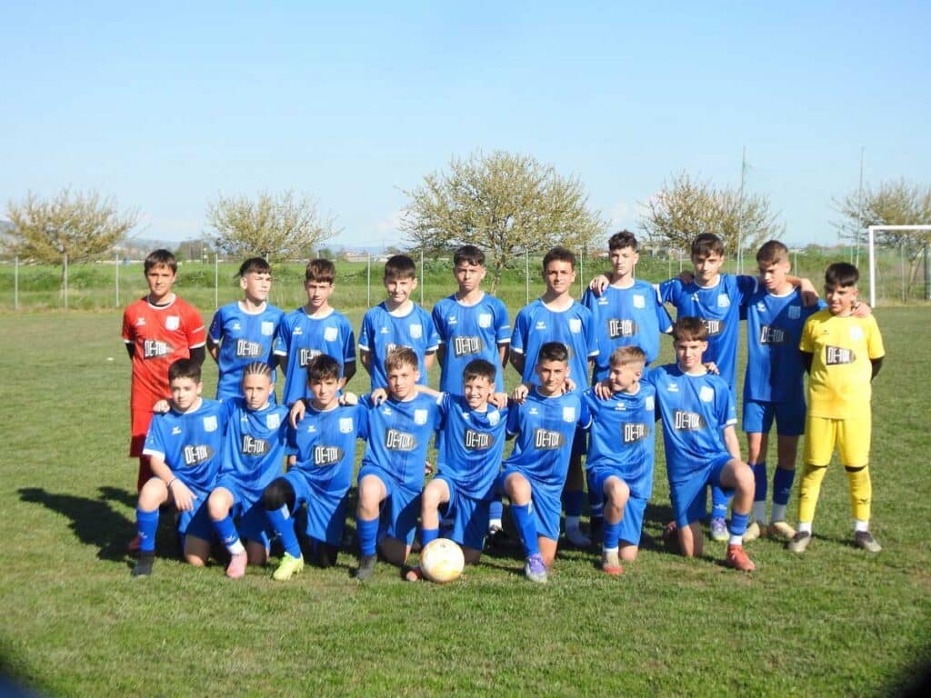 Σ’ εξέλιξη η ποδοσφαιρική γιορτή στη «Μπαλκούρα»