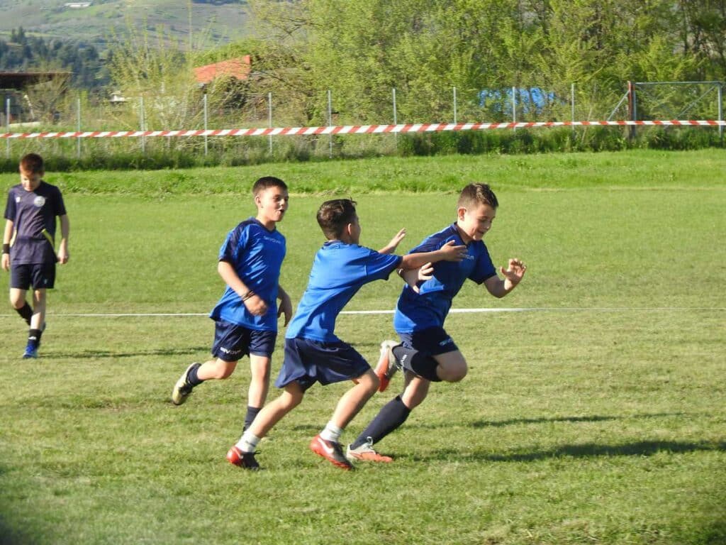 Σ’ εξέλιξη η ποδοσφαιρική γιορτή στη «Μπαλκούρα»