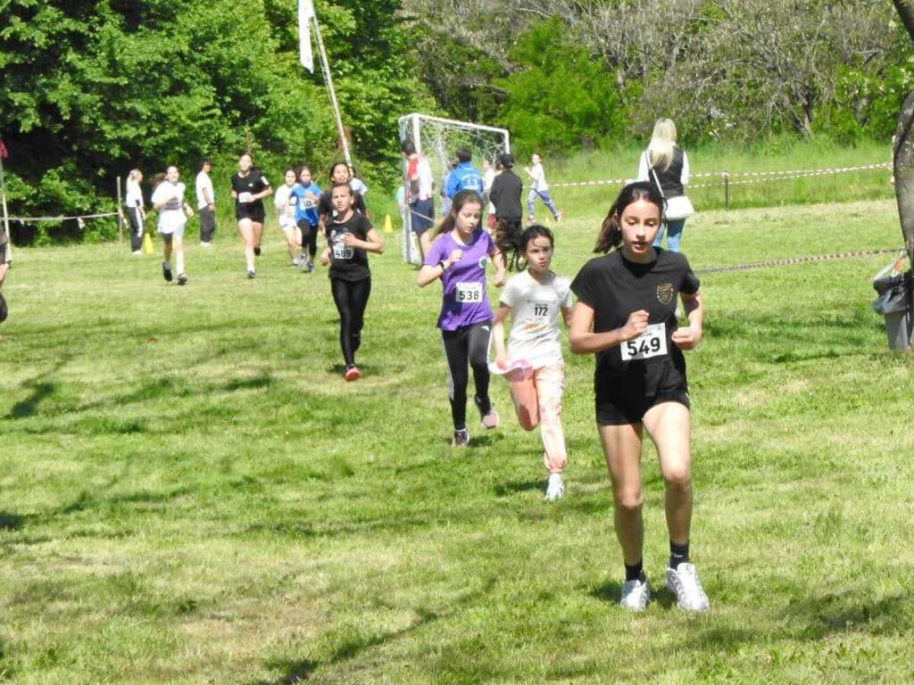 ΤΕΦΑΑ Τρικάλων: Ρεκόρ συμμετοχών στους αγώνες δημοτικών σχολείων 