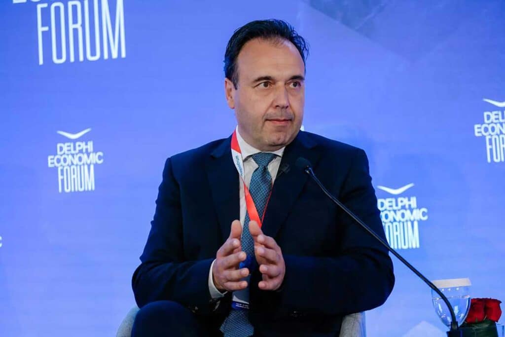 Παπαστεργίου: Τέλος στην ανωνυμία των Social Media