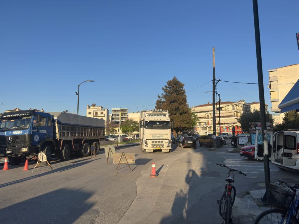 &Kappa;&upsilon;&kappa;&lambda;&omicron;&phi;&omicron;&rho;&iota;&alpha;&kappa;ό &laquo;έ&mu;&phi;&rho;&alpha;&gamma;&mu;&alpha;&raquo; &sigma;&tau;&eta; &Sigma;&Mu;&Upsilon;