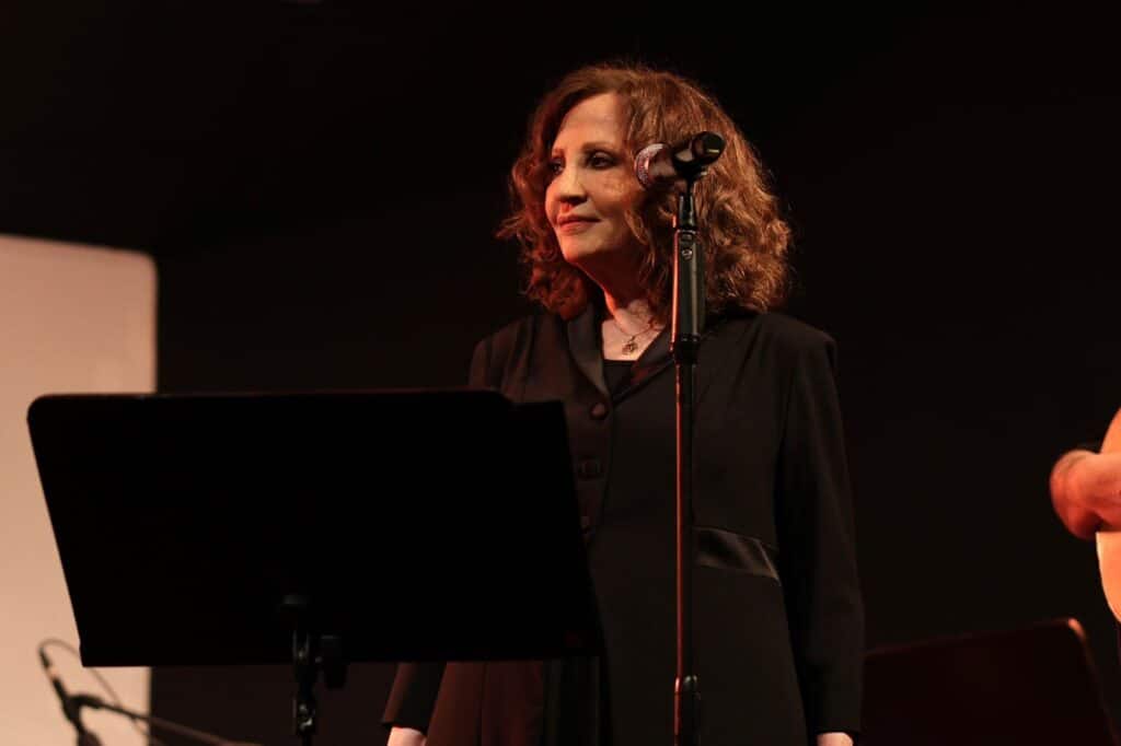 Καλαμπάκα: Κατάμεστο το Πολιτιστικό με Γλυκερία