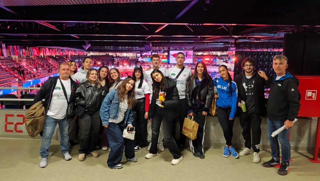 Στο Παγκόσμιο Κλειστού Στίβου η Ειδικότητα Κλασσικού Αθλητισμού του ΤΕΦΑΑ Τρικάλων