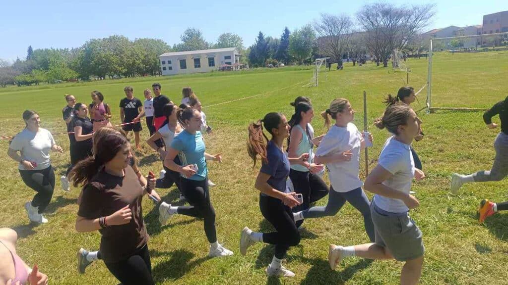 ΤΕΦΑΑ Τρικάλων: Ρεκόρ συμμετοχών στους αγώνες δημοτικών σχολείων 