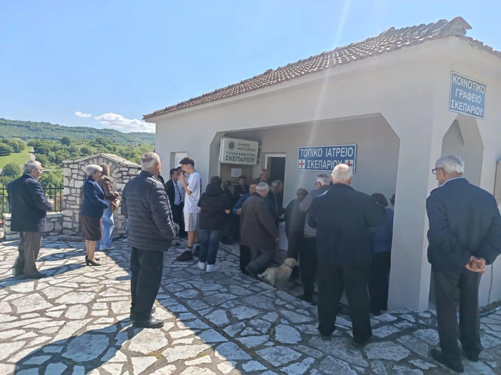 Σκεπάρι: Παραδόθηκαν Κοινοτικό Γραφείο και Ιατρείο