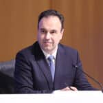 &Epsilon;&kappa;&tau;ό&sigmaf; social media &omicron;&iota; &kappa;ά&tau;&omega; &tau;&omega;&nu; 15