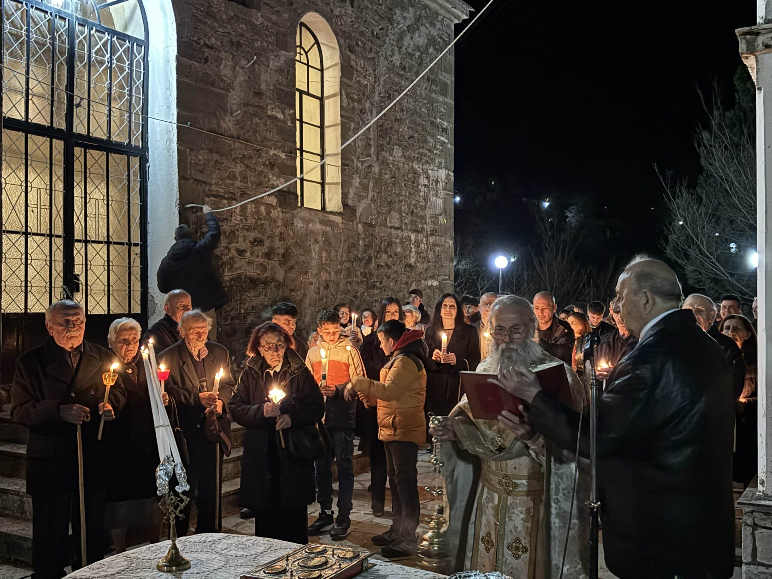 &Pi;ά&sigma;&chi;&alpha; &sigma;&tau;&eta; &Mu;&epsilon;&sigma;&omicron;&chi;ώ&rho;&alpha;: &Pi;&lambda;ή&theta;&omicron;&sigmaf; &kappa;ό&sigma;&mu;&omicron;&upsilon; &sigma;&epsilon; &Epsilon;&pi;&iota;&tau;ά&phi;&iota;&omicron; &kappa;&alpha;&iota; &Alpha;&nu;ά&sigma;&tau;&alpha;&sigma;&eta;