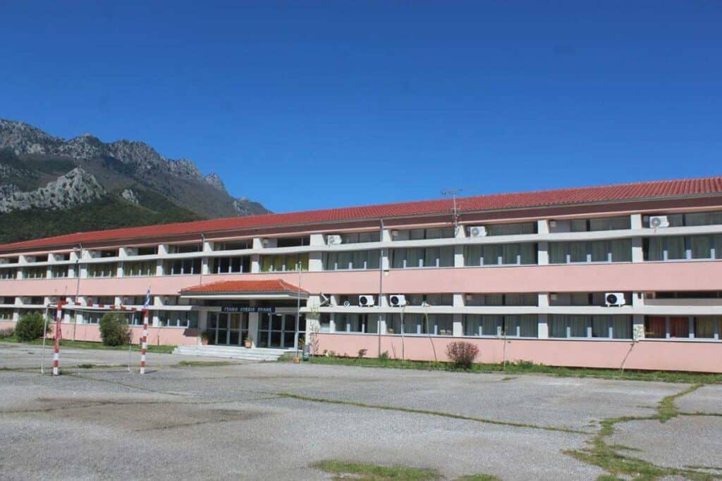 Αναβάθμιση σχολείων Πύλης με έργο 1,6 εκατ.