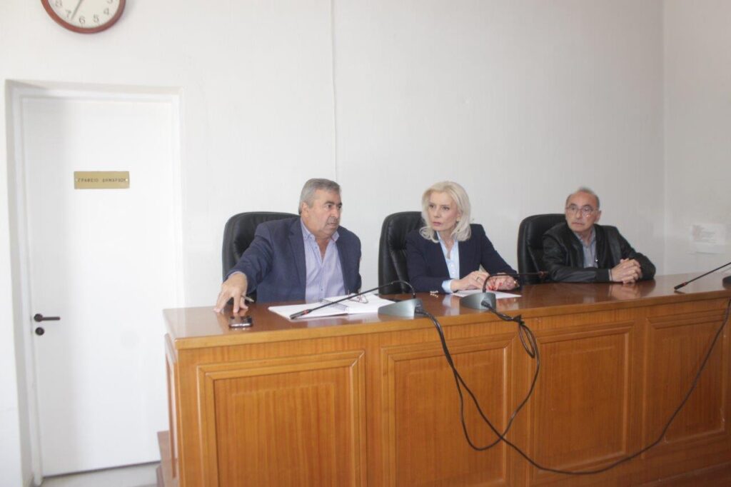 Σύσκεψη Μαράβα – Καραλαριώτου για τα φράγματα