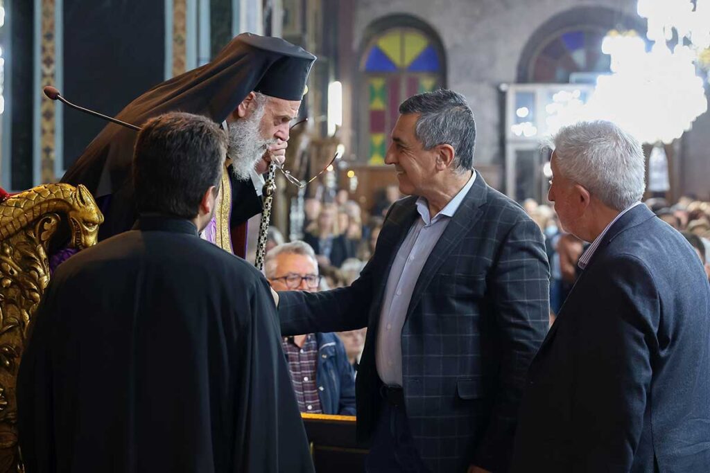 Κουρέτας: Από την Καρδίτσα στα Τρίκαλα για τον Επιτάφιο