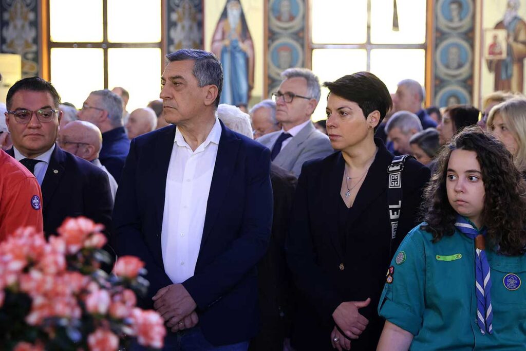 KUS25398.jpg KUS25398.jpg