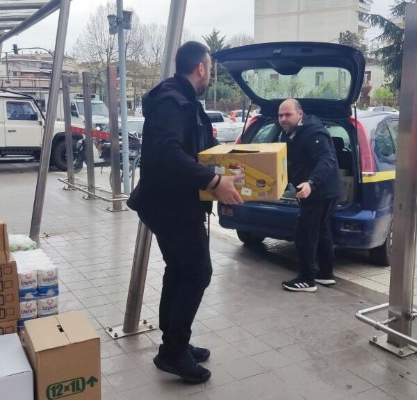 Από τον χορό στην προσφορά: 6 Σύλλογοι στο Κοινωνικό Παντοπωλείο