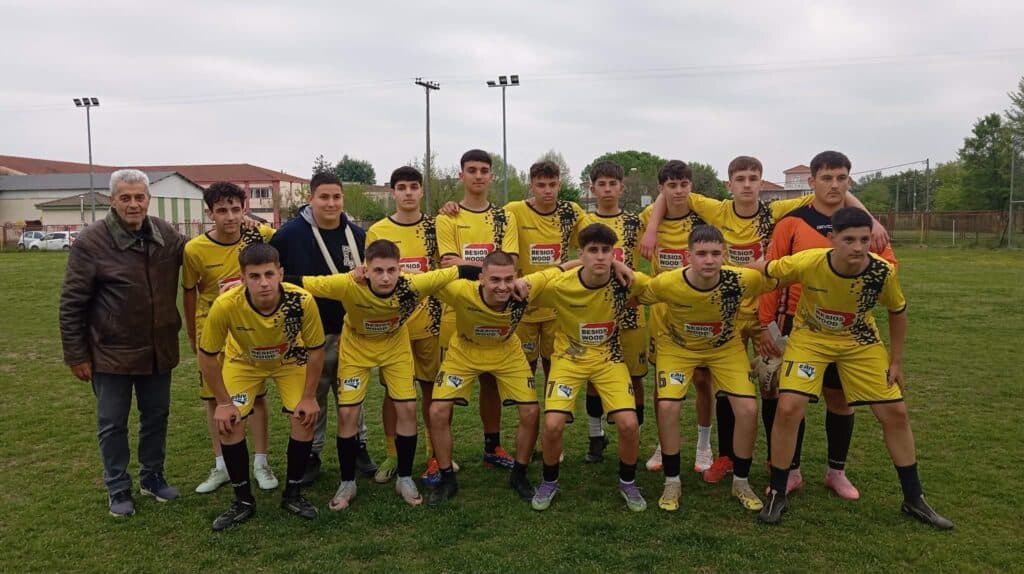 Ο «Αρης» Αγίας Μονής δεν ξεχνά τους ανθρώπους του