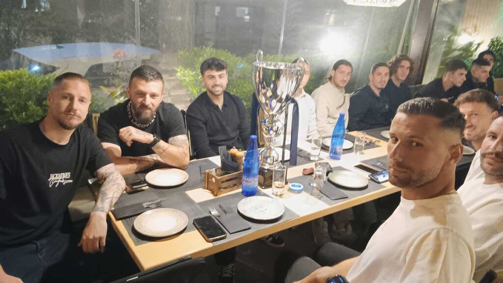 ΑΟΤ: Επεσε ή άνοιξε η αυλαία στον δείπνο;