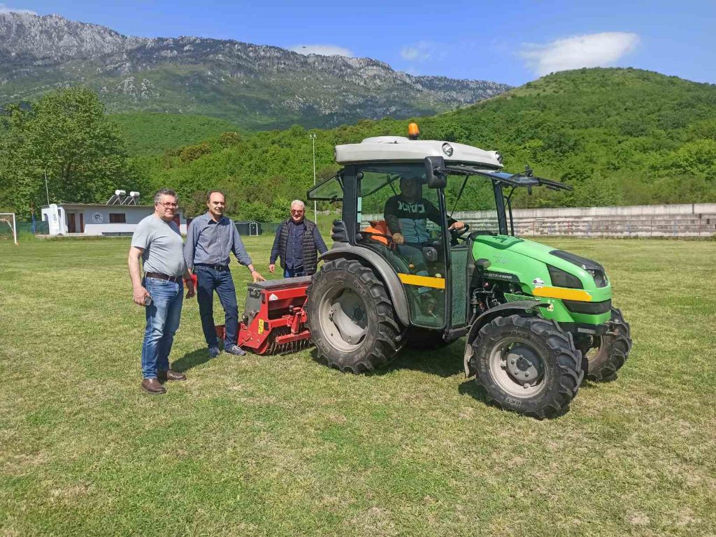 Γήπεδο Γοργογυρίου: Πράσινο χαλί για μπάλα