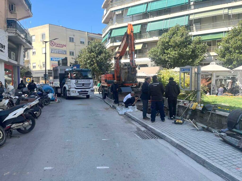 Εργασίες στη Γαριβάλδη με προσωρινή αναστάτωση στην κυκλοφορία