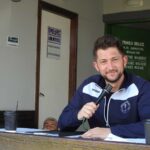 Αθεράπευτα… εθελοντής ο Νίκος Μουστάκας