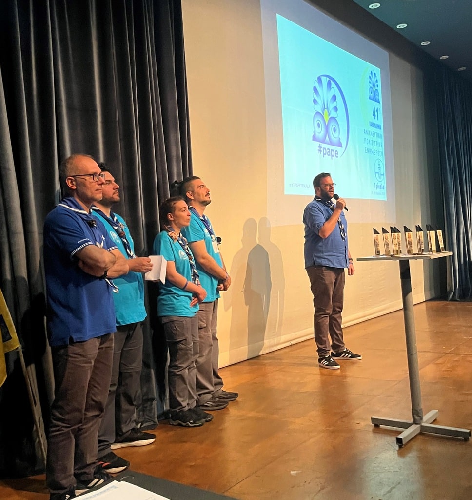 Τα Τρίκαλα «πλημμύρισαν» από 1.300 προσκόπους