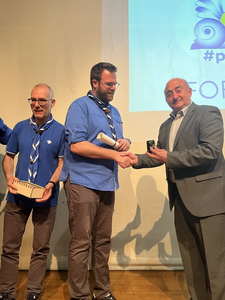 Τα Τρίκαλα «πλημμύρισαν» από 1.300 προσκόπους