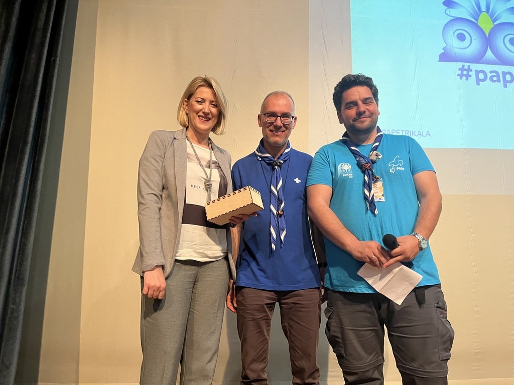 Τα Τρίκαλα «πλημμύρισαν» από 1.300 προσκόπους