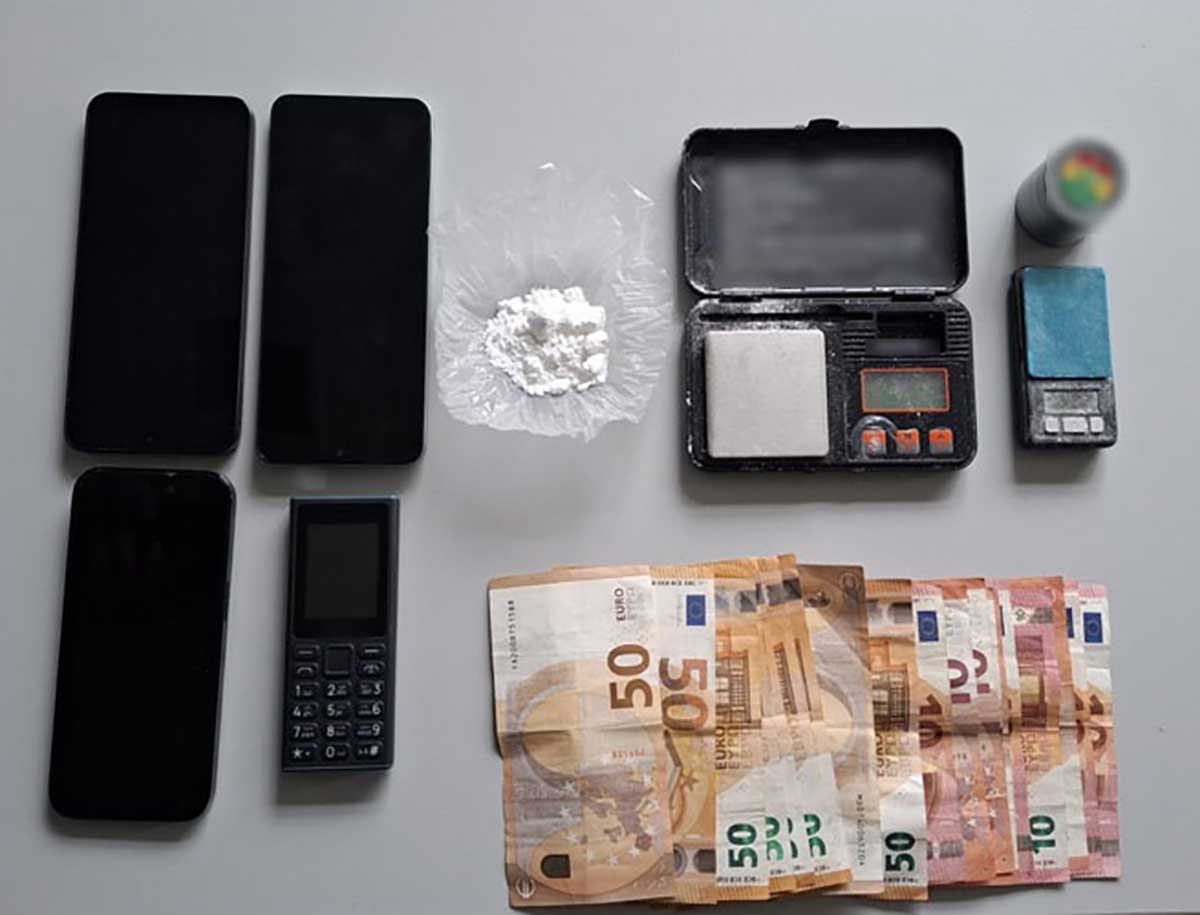 Λάρισα: Σύλληψη 33χρονου με κοκαΐνη και ζυγαριές