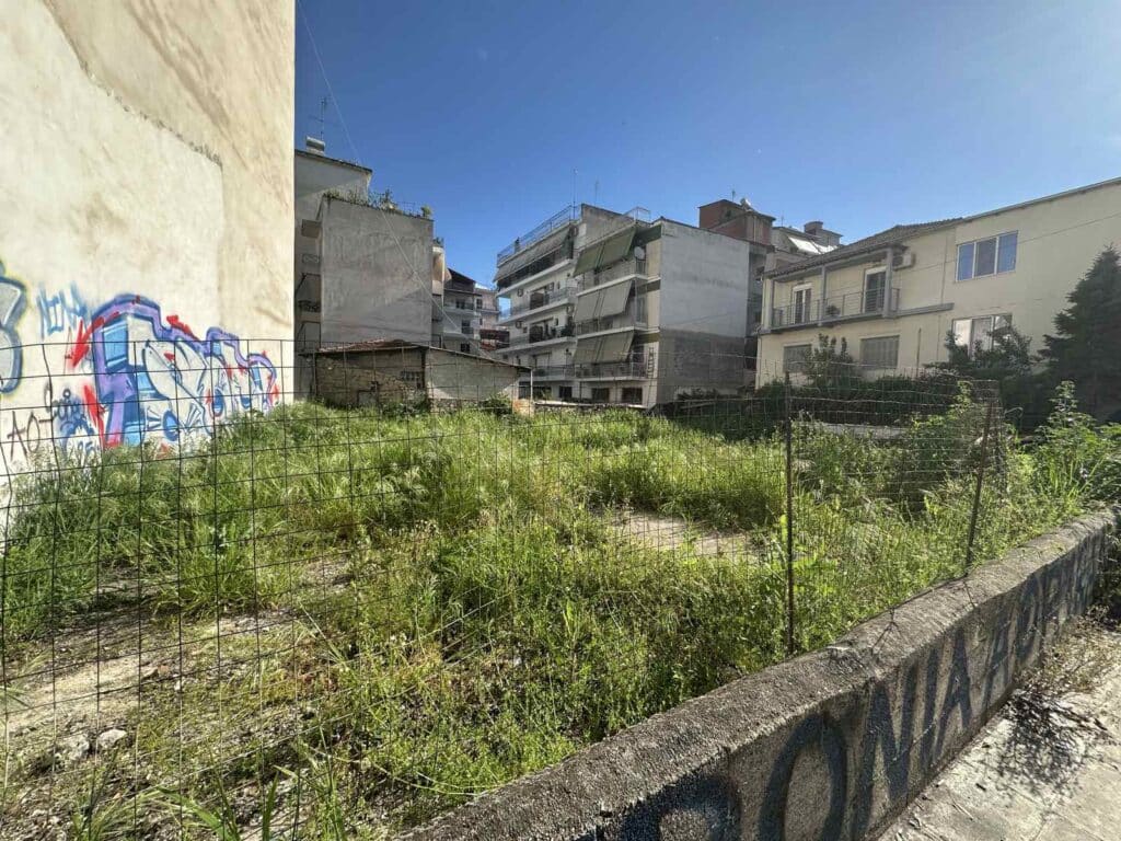 Καθαρισμοί οικοπέδων 2026: Πρόστιμα-φωτιά και ακαθάριστες εκτάσεις