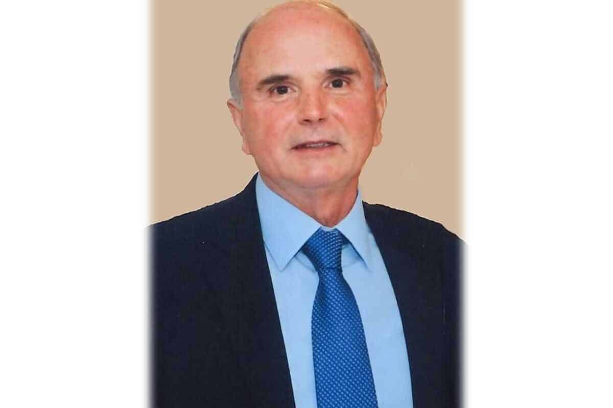 &Tau;&rho;ί&kappa;&alpha;&lambda;&alpha;: Έ&phi;&upsilon;&gamma;&epsilon; &alpha;&pi;ό &tau;&eta; &zeta;&omega;ή &omicron; &Delta;&eta;&mu;ή&tau;&rho;&iota;&omicron;&sigmaf; &Zeta;&alpha;&lambda;&alpha;&beta;&rho;ά&sigmaf;